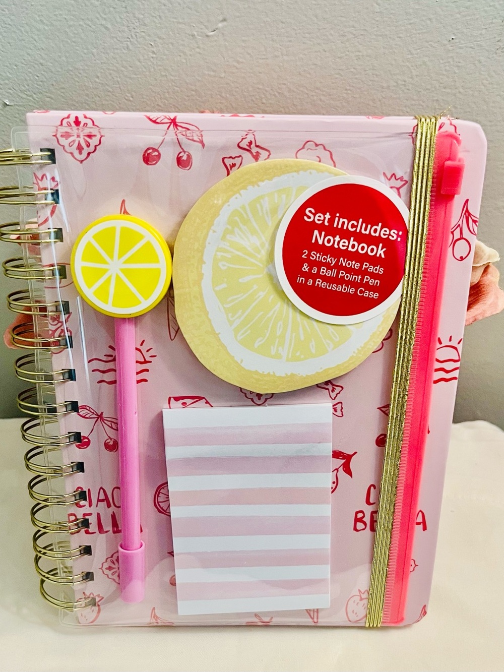 Juicy Couture NWT 8-Pairs of Pink Socks and Chase Wonder Pink Stationary Set. - Picture 3 of 4